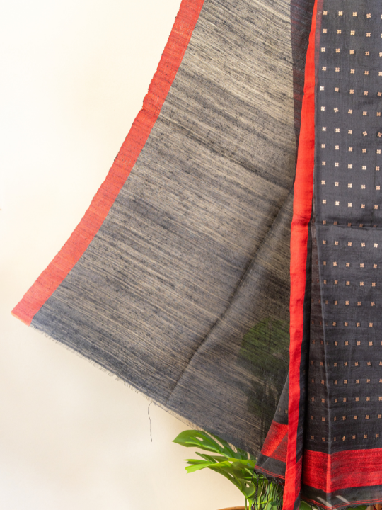 Black Handwoven Pure Matka Silk Saree